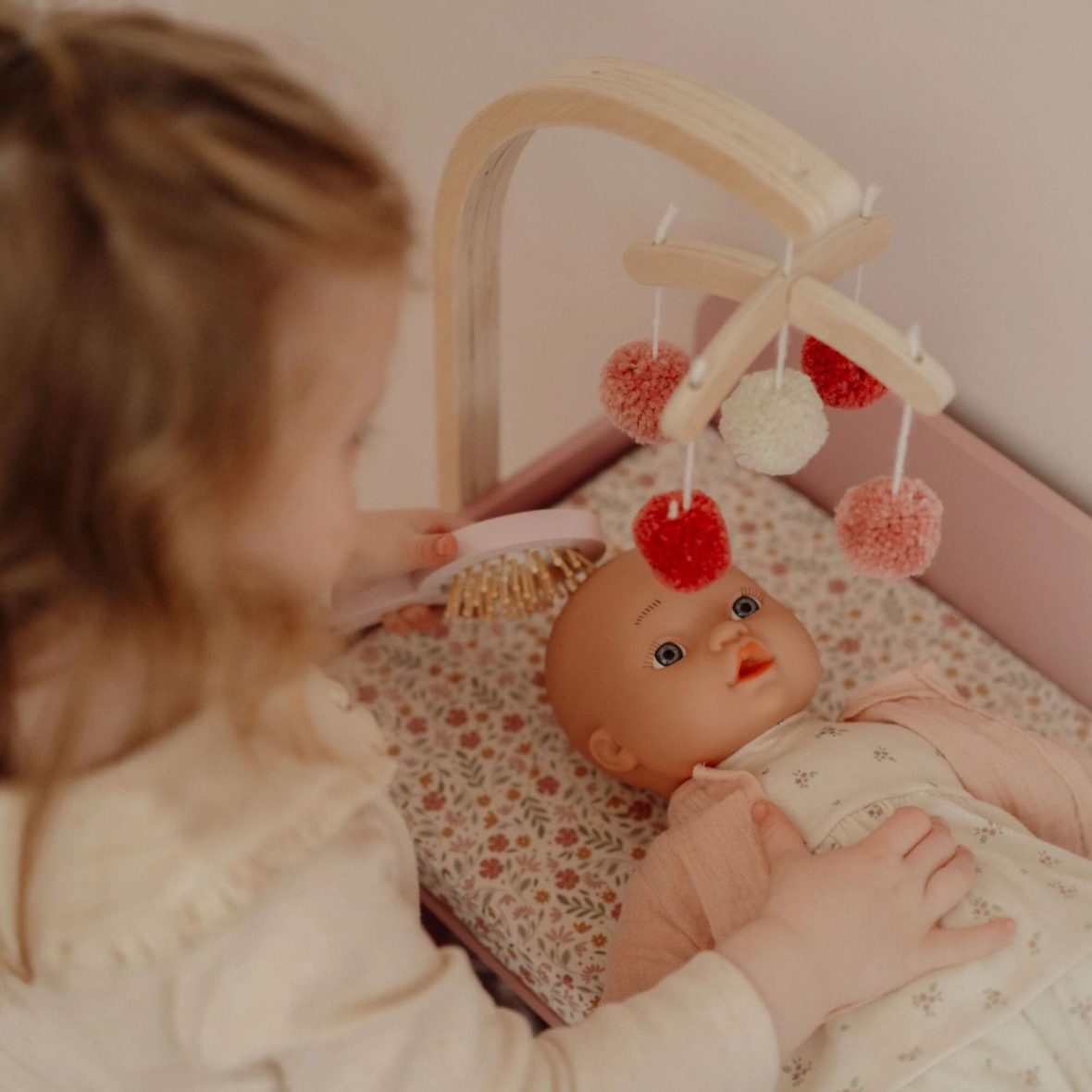 0-63ab178c-1600-Mobile-fasciatoio-per-bambole-FSC[1]