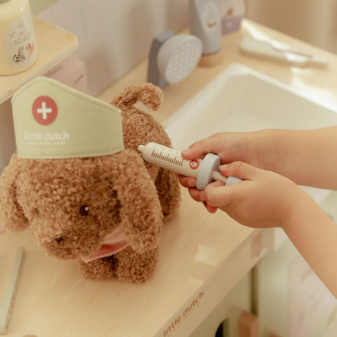 0-6b0ec8c0-1600-Banco-da-veterinario-FSC[1]