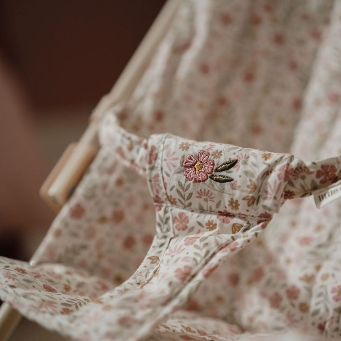 0-7d8e02bb-1600-Passeggino-per-bambole[1]