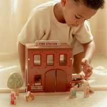 0-fb5ef55a-1600-Caserma-dei-pompieri-FSC[1]