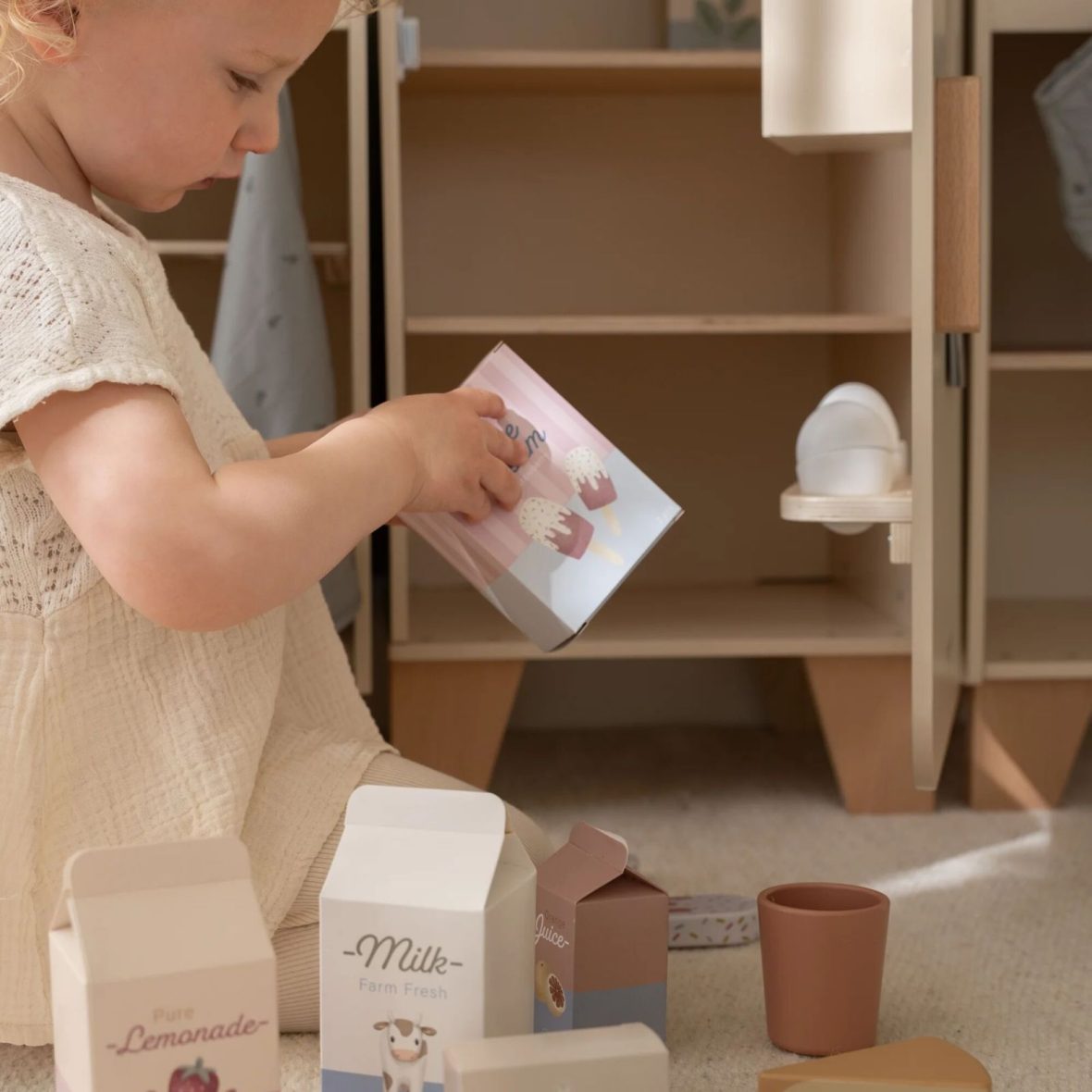 0-3a02bf89-1600-Frigorifero-FSC-Limited-Edition[1]