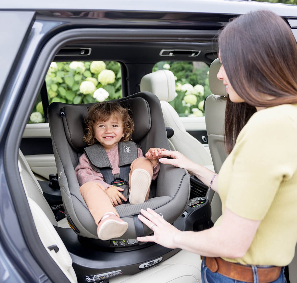 4_-_joie-baby-amp-240_cc_hr[1]