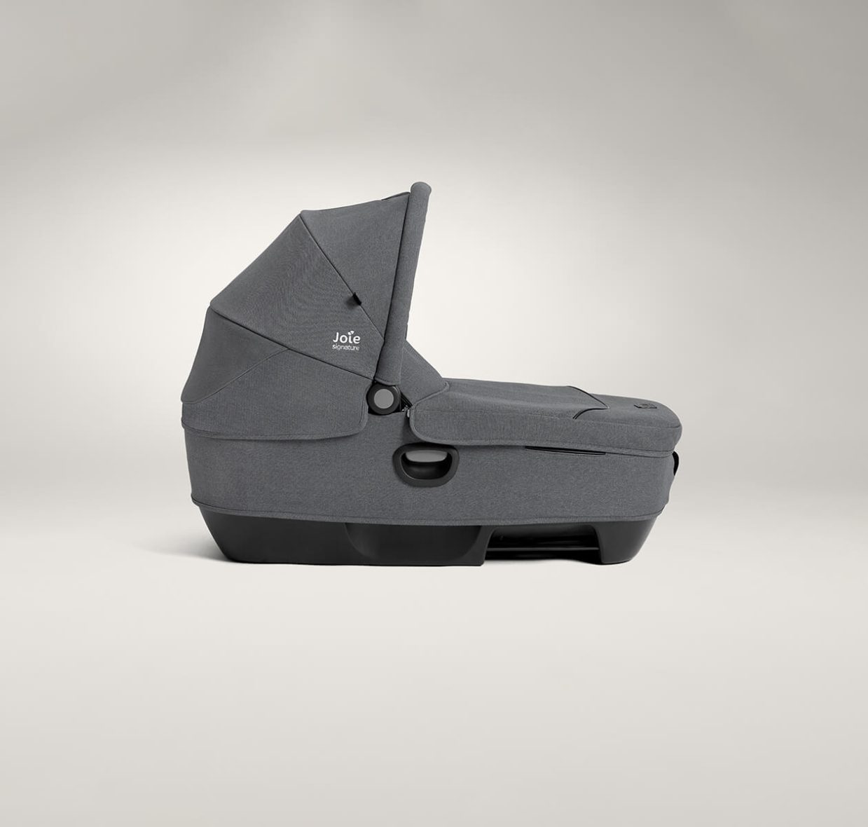 6_-_c2105abebn000_calmi_ebony_026_cs_cc_hr[1]